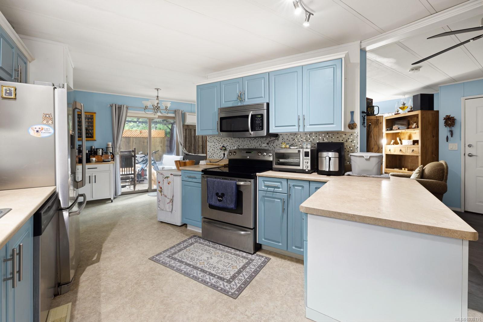Residential in Cobble Hill 3