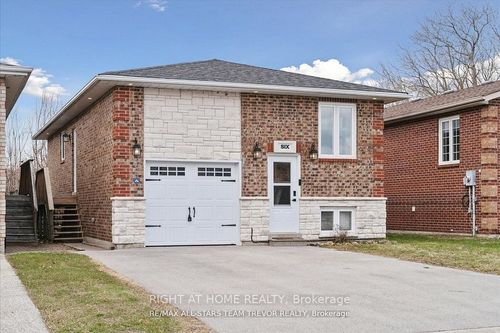 lower-6 Newlands Ave, Keswick, ON, L4P3T3 | Card Image