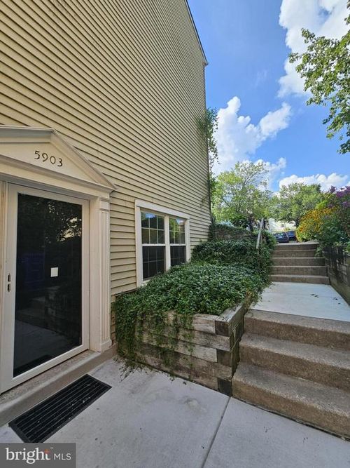 e46-5903 Rowanberry Dr, ELKRIDGE, MD, 21075-5243 | Card Image