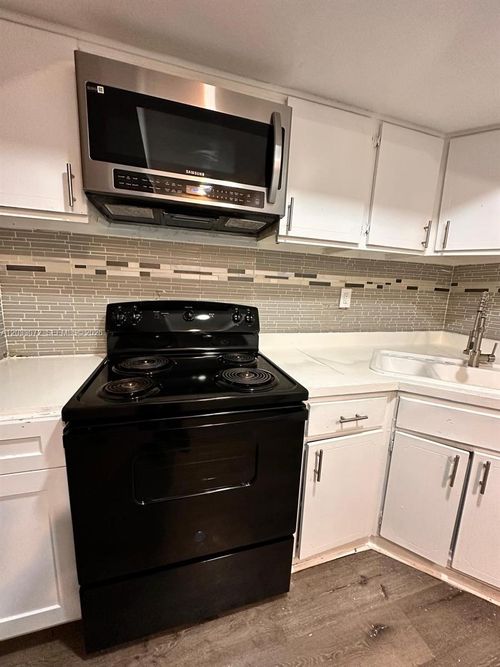 0-5540 Sw 38th Ct, West Park, FL, 33023 | Card Image
