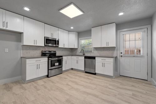 310 Thistle Drive, Garland, TX, 75043 | Card Image