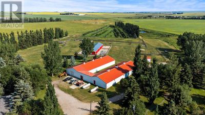 253067 Township Road 230, Home with 5 bedrooms, 3 bathrooms and null parking in Wheatland County AB | Image 3