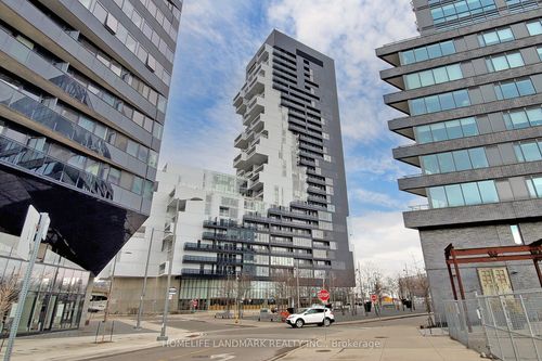 718-170 Bayview Ave, Toronto, ON, M5A0M4 | Card Image