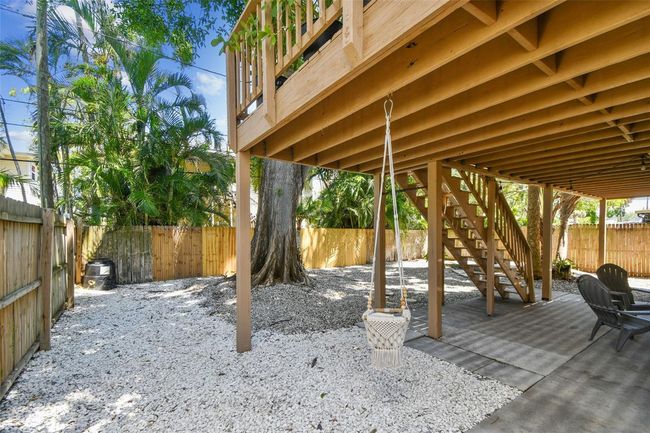 1735 Maryland Ave Ne, House other with 3 bedrooms, 2 bathrooms and null parking in ST PETERSBURG FL | Image 36