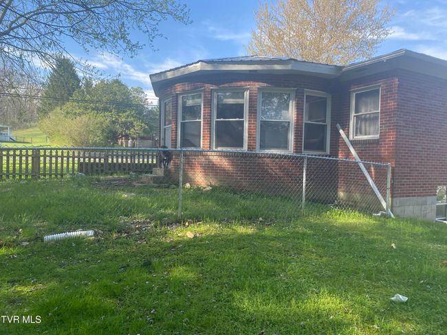 6192 Hurricane Rd, House other with 3 bedrooms, 2 bathrooms and null parking in Wise VA | Image 38