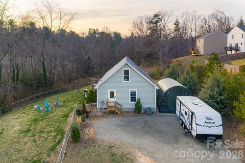 65 Owenby Rd, Candler, NC, 28715-9200 | Card Image