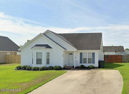 1008 Penncross Dr, Greenville, NC, 27834-8076 | Card Image