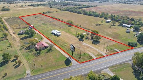 1541 S State Highway 121, Bonham, TX, 75418-8946 | Card Image