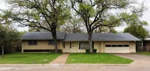 2411 Osage Rd, Gatesville, TX, 76528-1846 | Card Image