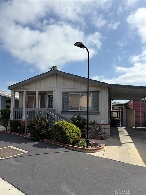 7-5200 Heil Ave, Huntington Beach, CA, 92649-3641 | Card Image