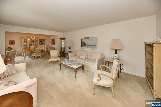388 Holly Dr, House other with 3 bedrooms, 2 bathrooms and null parking in Wyckoff NJ | Image 6