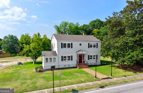 18046 Main St, Woodbury, GA, 30293-2905 | Card Image