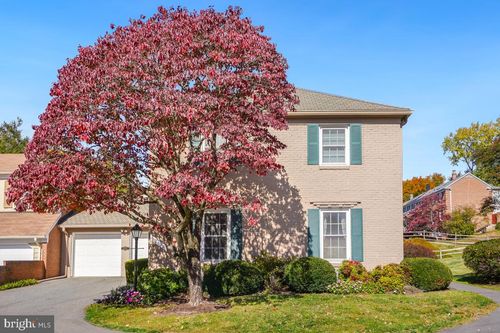 10336 Democracy Ln, POTOMAC, MD, 20854-4034 | Card Image