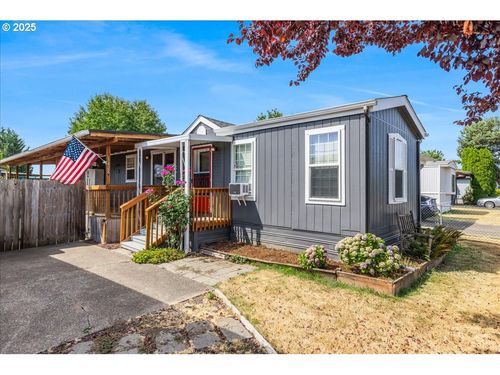 1428 Nw 8th St, McMinnville, OR, 97128-5876 | Card Image