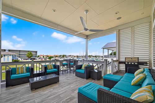 2158 Marina Way, Kemah, TX, 77565-2068 | Card Image