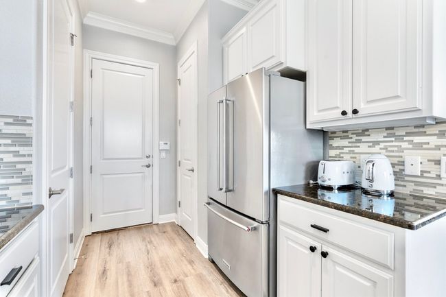 UNIT-7 - 4000 Ranch Road 620 N, Condo with 3 bedrooms, 3 bathrooms and 2 parking in Austin TX | Image 9