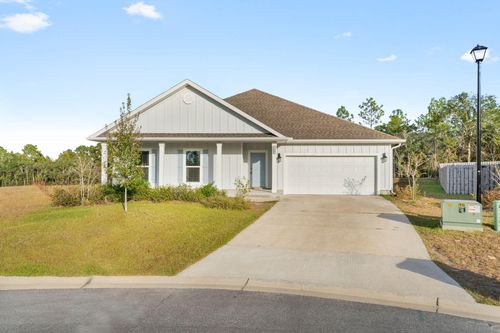 127 Hobson Ave, Crestview, FL, 32539-6767 | Card Image