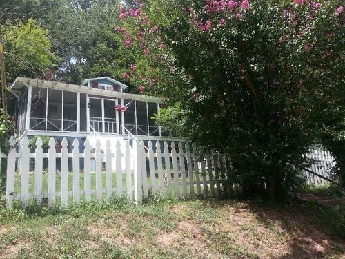 15 Roseway Cir Ne, Rome, GA, 30161-5151 | Card Image