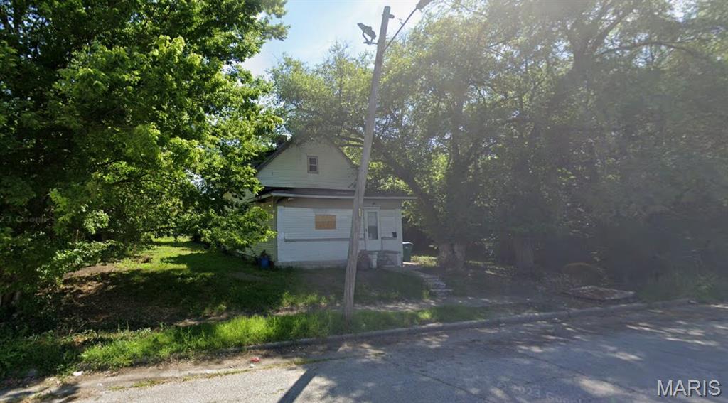 Residential in East St Louis 3