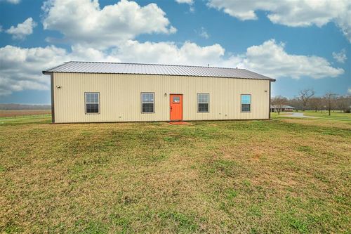12582 Todd Rd, Welsh, LA, 70591-5911 | Card Image