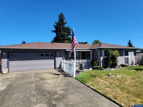 521 36th Ct Se, Albany, OR, 97322-3863 | Card Image