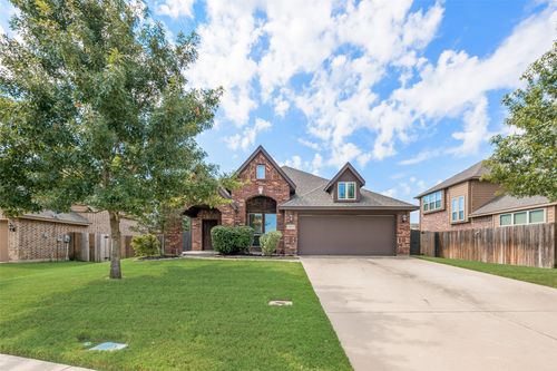 4014 Hyde Park Dr, Midlothian, TX, 76065-1606 | Card Image