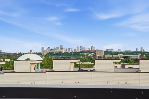 1000E W Trinity Ln, Nashville, TN, 37218 | Card Image
