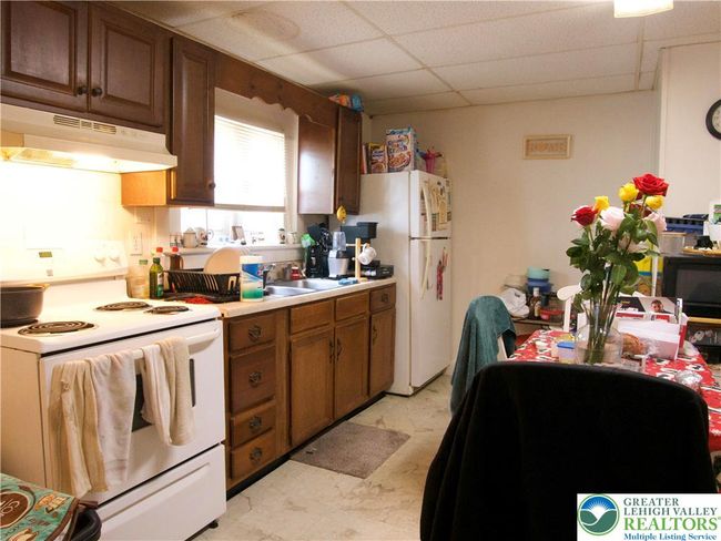 86 Garibaldi Ave, Home with 13 bedrooms, 9 bathrooms and null parking in Roseto PA | Image 13