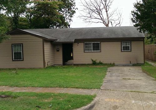 5843 Bluffman Drive, Dallas, TX, 75241 | Card Image