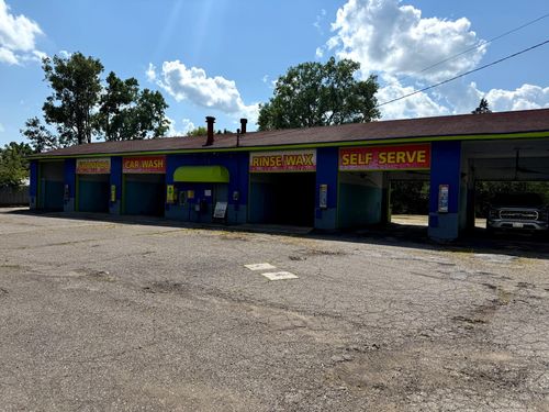 5212 S Waverly Rd, Lansing, MI, 48911-3301 | Card Image