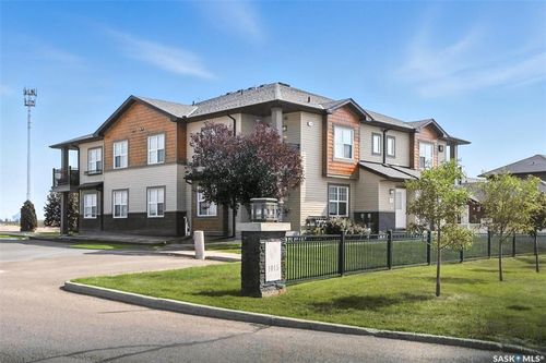 2301-1015 Patrick Cres, Saskatoon, SK, S7W0M1 | Card Image