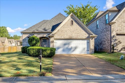 7404 Appling Rain Dr, Cordova, TN, 38016-4976 | Card Image