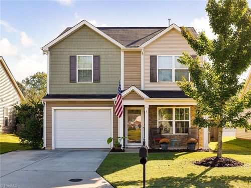 172 Larck Crest Ln, Winston-Salem, NC, 27107-8205 | Card Image