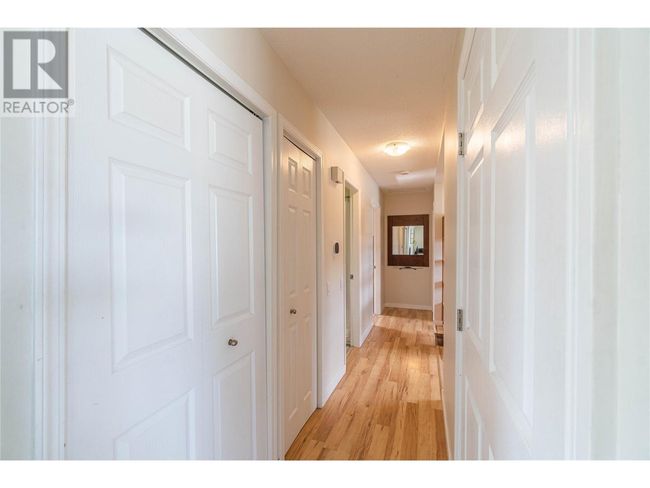 869 Serle Rd, House other with 4 bedrooms, 4 bathrooms and 1 parking in Kamloops BC | Image 27