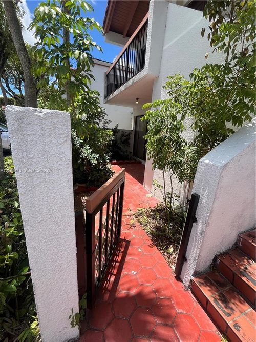 106-1-7430 Sw 153rd Pl, Miami, FL, 33193-1755 | Card Image