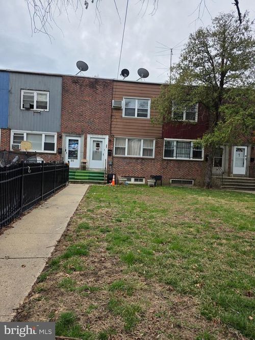 37 Bruce Park Dr, Trenton, NJ, 08618-5109 | Card Image