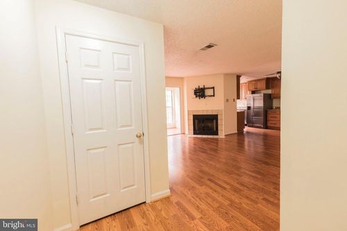 apt-202-12103 Green Ledge Ct, FAIRFAX, VA, 22033-2548 | Card Image