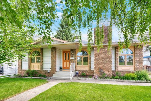 808 Canterbury Drive Sw, Calgary, AB, T2W2A1 | Card Image