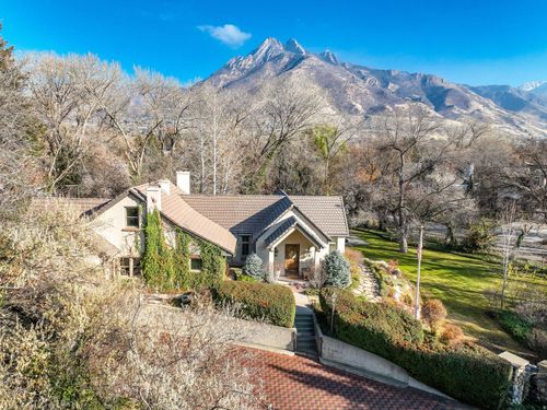 4999 S Fairbrook Ln, Holladay, UT, 84117-6221 | Card Image