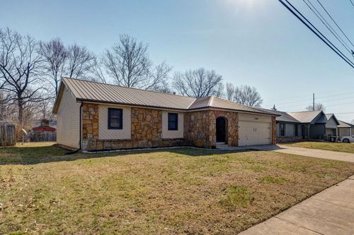 2546 S Fort Ave, Springfield, MO, 65807-3349 | Card Image