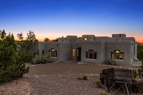 35 Calle Del Norte, Placitas, NM, 87043-9207 | Card Image