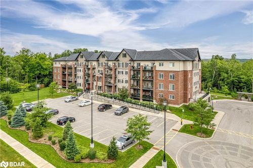 403-7 Greenwich St, Barrie, ON, L4N7Y8 | Card Image