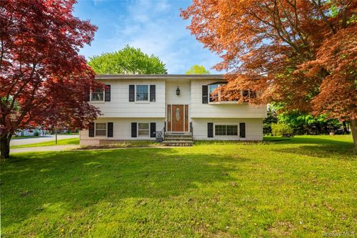 14 Gurran Dr, Stony Point, NY, 10980-2202 | Card Image