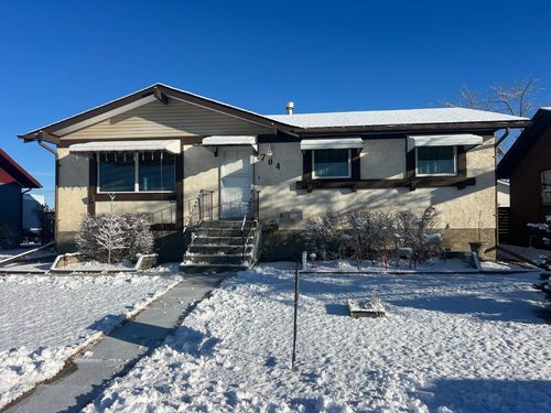 704 Bankview Dr, Drumheller, AB, T0J0Y6 | Card Image