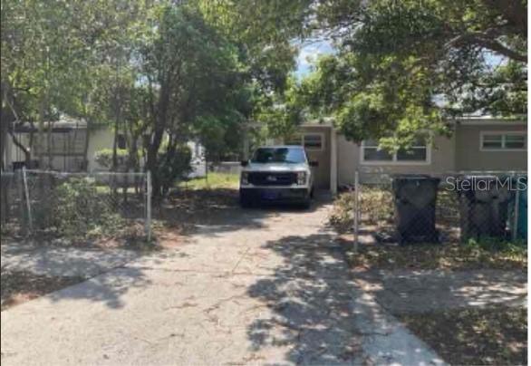 Ferrow St, Orlando, FL 32811