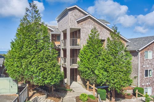 229-2815 Willows Rd, Seaview, WA, 98644 | Card Image