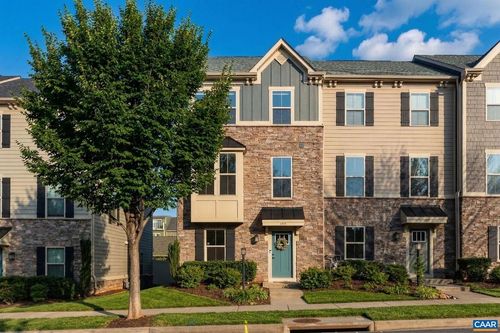 1517 Delphi Ln, CHARLOTTESVILLE, VA, 22911-3658 | Card Image