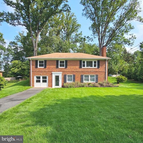 7204 Camp Alger Ave, FALLS CHURCH, VA, 22042-3710 | Card Image