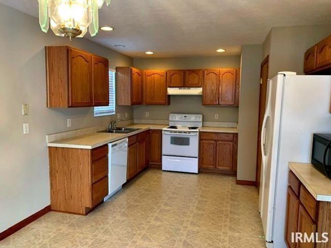 12728 Rolling Meadows Dr, House other with 3 bedrooms, 2 bathrooms and null parking in Evansville IN | Image 6