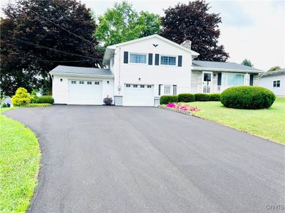 135 Overlook Drive, House other with 3 bedrooms, 2 bathrooms and null parking in Horseheads NY | Image 1